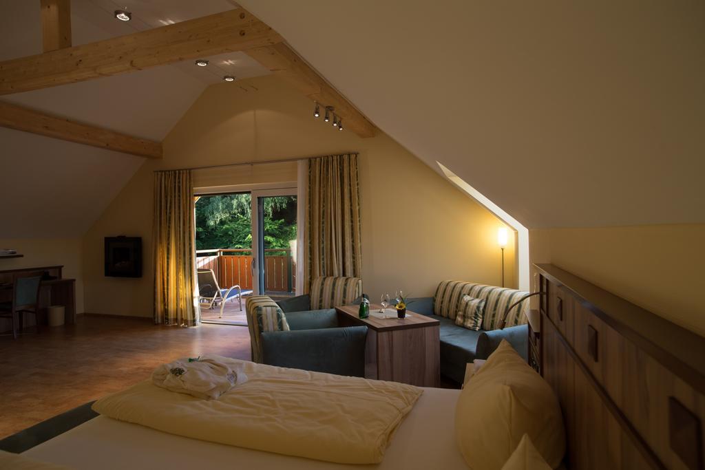 Wald-Hotel Heppe Dammbach Habitación foto