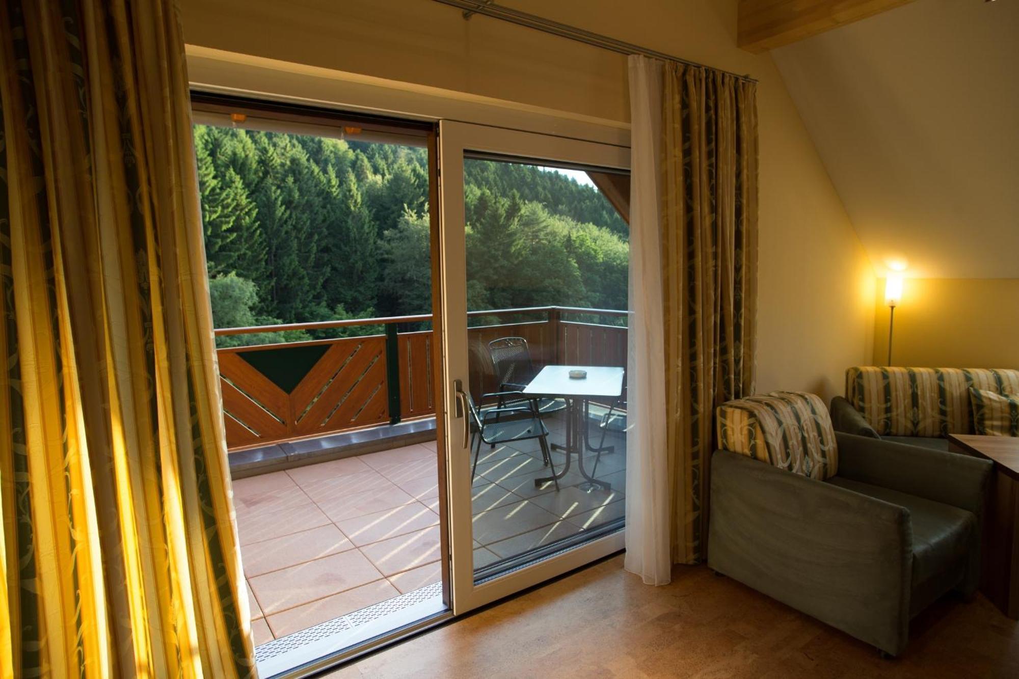 Wald-Hotel Heppe Dammbach Habitación foto